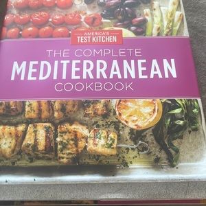 I am having a blow out sale on all items in my closet. Very very good prices.